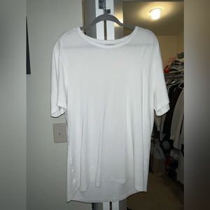 Lululemon plain white T-Shirt!